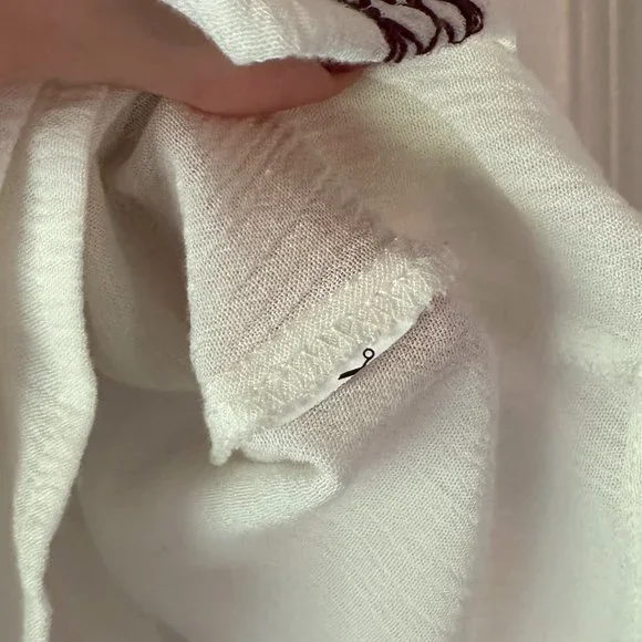 Embroidered Tank Top - Picture 5 of 6